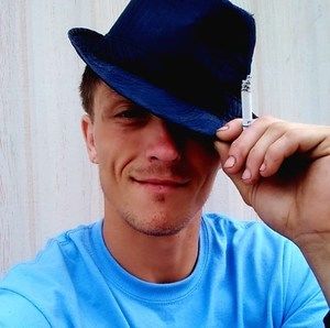 Meet your Posher, Dustin lee